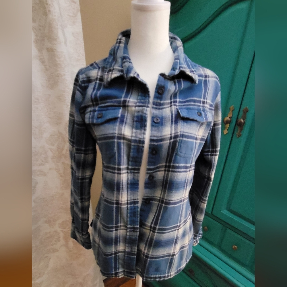 Patagonia Organic Cotton Flannel Shirt - Blue and Black